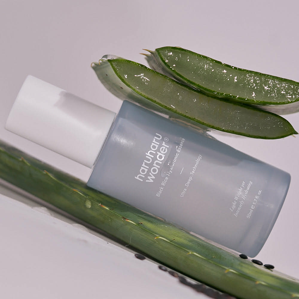 Haruharu Wonder Black Rice Hyaluronic Essence