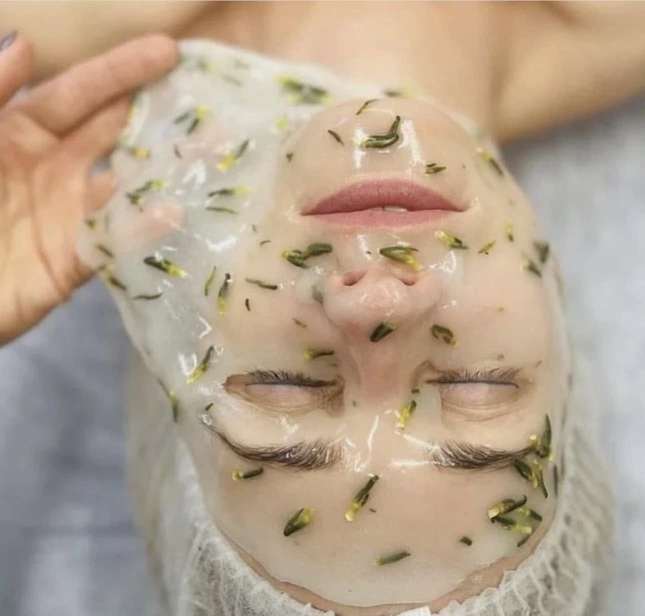 SKINSENSE Anti-Aging Hyaluronic Acid Aqua Jelly Mask 500g
