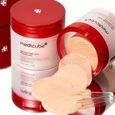 MEDICUBE TONER PADS RED SUCCINIC ACID PANTHENOL FACIAL PEELING PAD