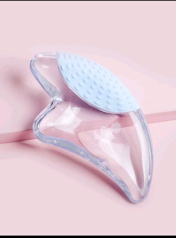 Clear Cleansing Massager 3